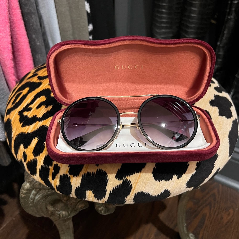 Gucci Sunglasses Gold 56mm round lens $400